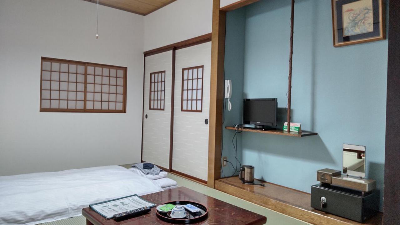 Hôtel Tsukefuneya à Joetsu Extérieur photo